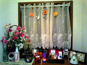 どこにハロウィングッズが隠れてるか探してみましょう! どこにハロウィングッズが隠れてるか探してみましょう!